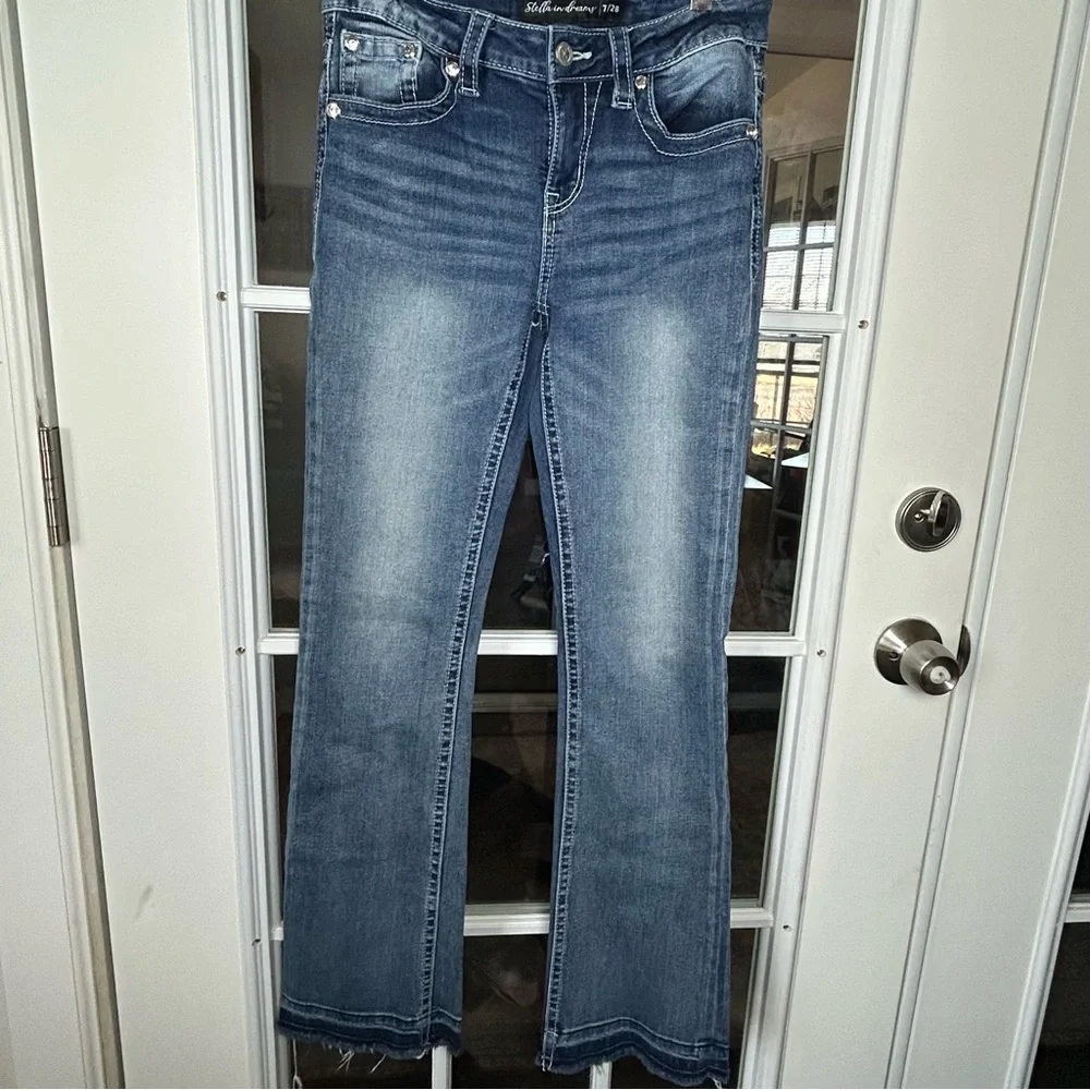 Stella in Dreams Embellished Jeans Raw‎ Hem Size 7